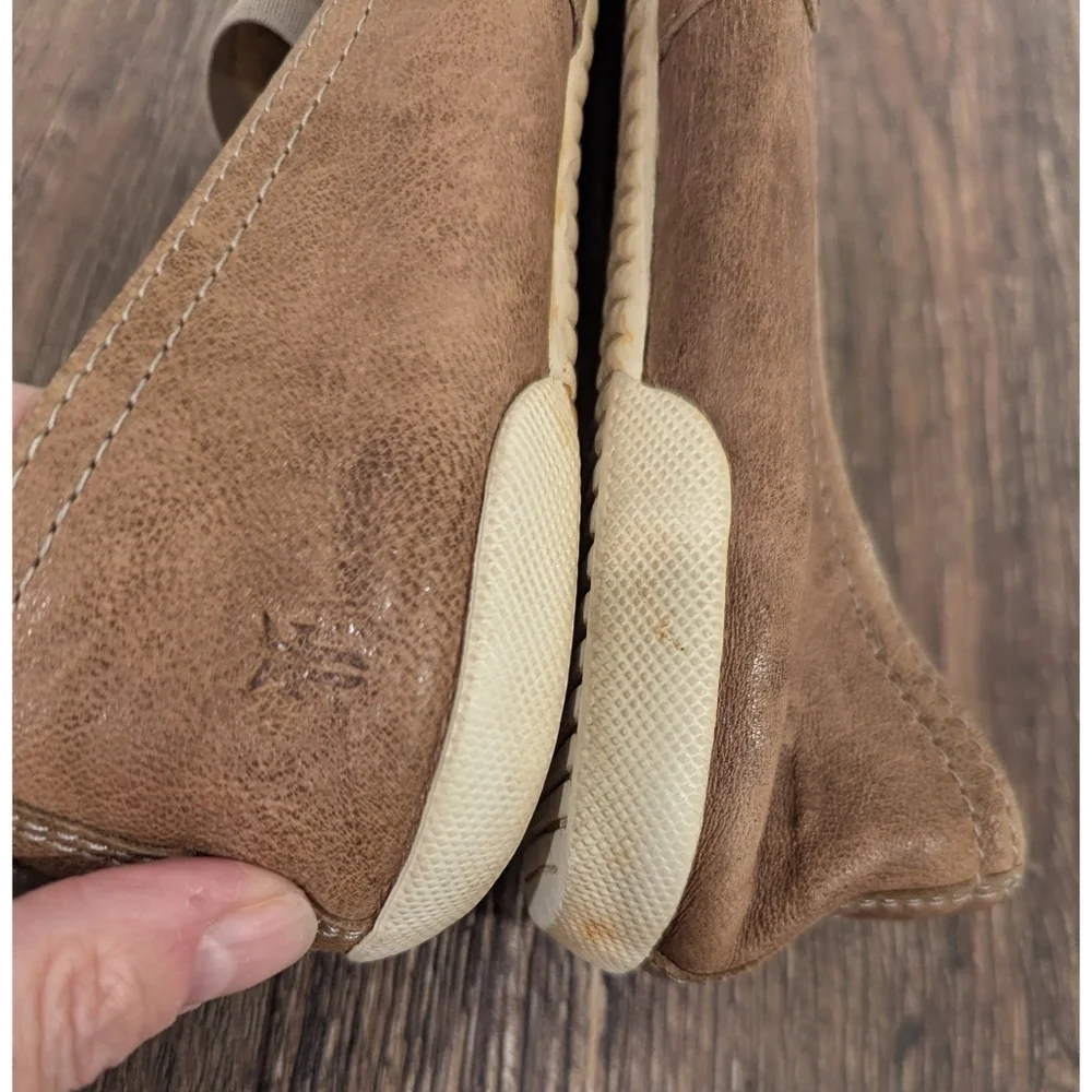 Frye Melanie Taupe Leather Slip On Flats Size 8.5